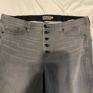 Torrid 20R Faded Black/Gray Bombshell Skinny Jeans